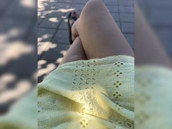 Karolina_Milf webcam bongacams model stream image