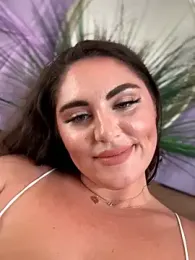 lovely_beast webcam model stream image