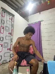 Larry-n-clouds webcam stripchat model stream image