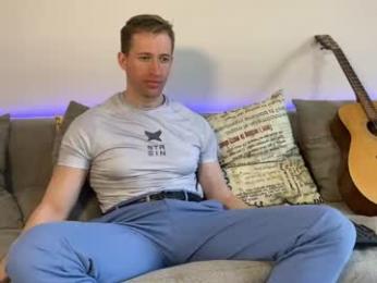 marc105100 webcam model stream image