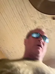 hintly webcam model stream image