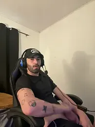Aaron_hyuga webcam model stream image