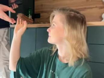 adele_nick2202 webcam model stream image