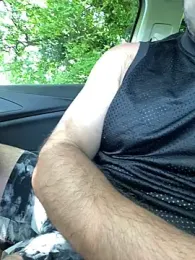 CloudyMuscleBeefy webcam model stream image