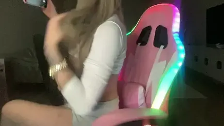 petitebeauty webcam stripchat model stream image