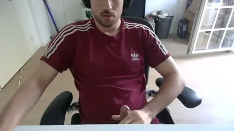 taallguyy_196 webcam stripchat model stream image