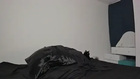 alphaandmuse webcam model stream image