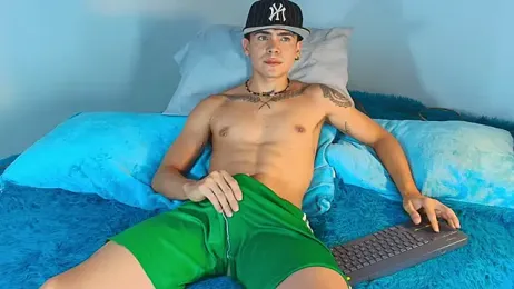 CamiiGuzmanX webcam model stream image