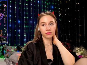 kiskaWEDNESDAY webcam model stream image