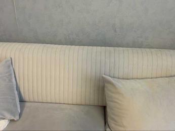 Luna-evans webcam model stream image