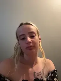 SeccySerena webcam model stream image