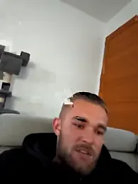 Benjamiinlt webcam model stream image