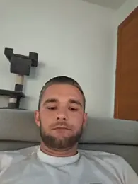 Benjamiinlt webcam stripchat model stream image