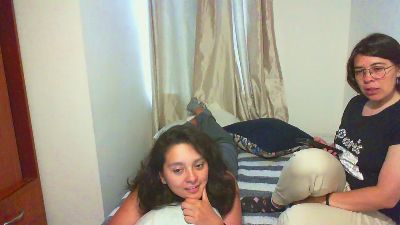 sweetredhota webcam cam4 model stream image