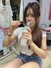 Selenaaaaa- webcam stripchat model stream image