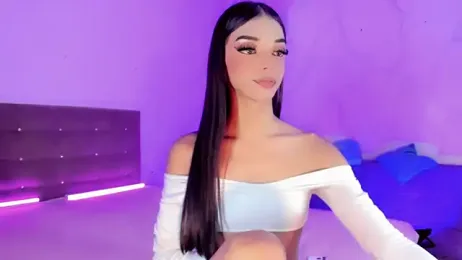 AllizaLowy webcam model stream image