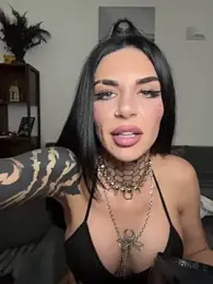 LexiCoco webcam model stream image