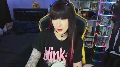 Yummypink webcam model stream image