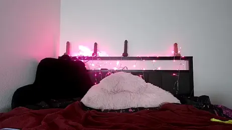 QueenLolaX webcam model stream image