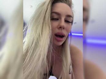 Lovensesgirl webcam model stream image