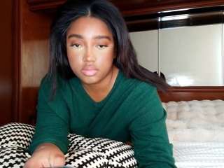 naommiscott webcam model stream image