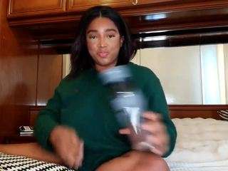 naommiscott webcam model stream image