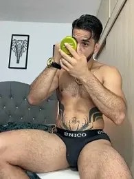 Maximiliano_ford webcam model stream image