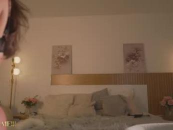 mia_greyy webcam chaturbate model stream image