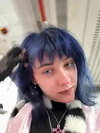 Only_April webcam model stream image