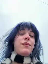 Only_April webcam model stream image