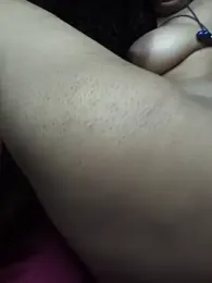 Rose1728 webcam model stream image