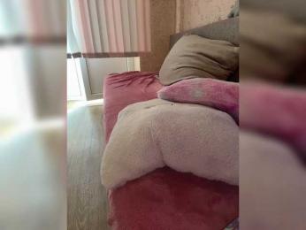 LittleDelora webcam model stream image