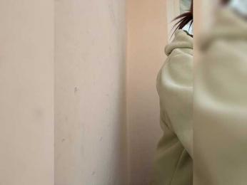 LittleDelora webcam model stream image