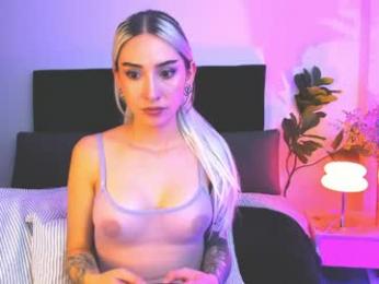 naugthymila3 webcam model stream image