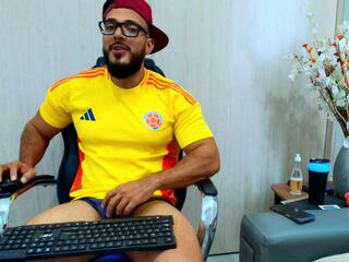 Titan Max webcam model stream image