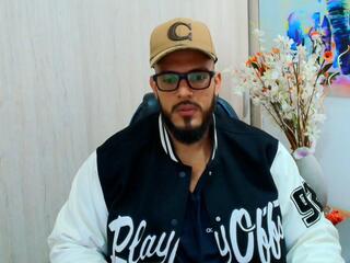 Titan Max webcam model stream image