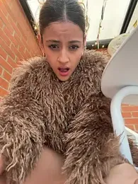 alana15 webcam stripchat model stream image