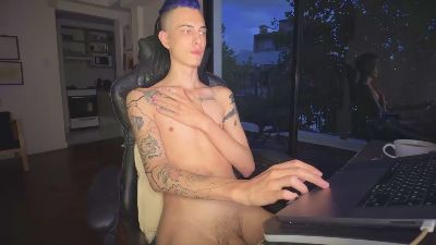 Den_DreaddX webcam model stream image