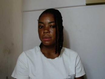 Juicyxpie webcam bongacams model stream image