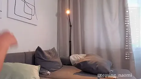 aesthetics__tease webcam model stream image