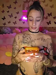 CHACHOULAND webcam stripchat model stream image