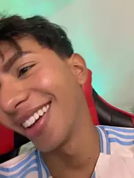 Leonarrrd_01 webcam stripchat model stream image