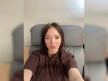 OlivkaVif webcam model stream image