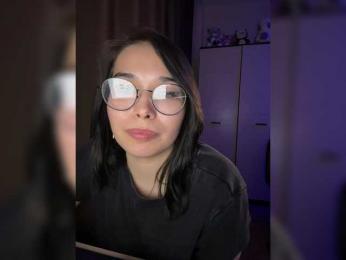 Li-Love webcam bongacams model stream image