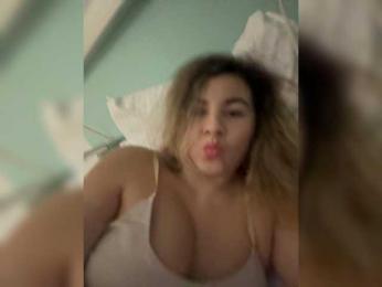 ProseccoMood webcam bongacams model stream image