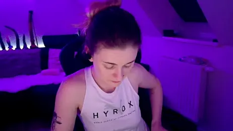 Melly4You webcam model stream image