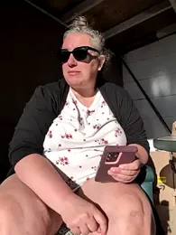 Canadian_BBW webcam model stream image