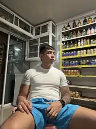 OliverWest04 webcam model stream image