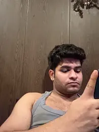 Vihaaanfucks webcam stripchat model stream image