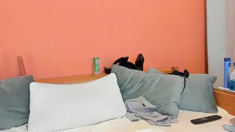 Dirty-Bya webcam model stream image